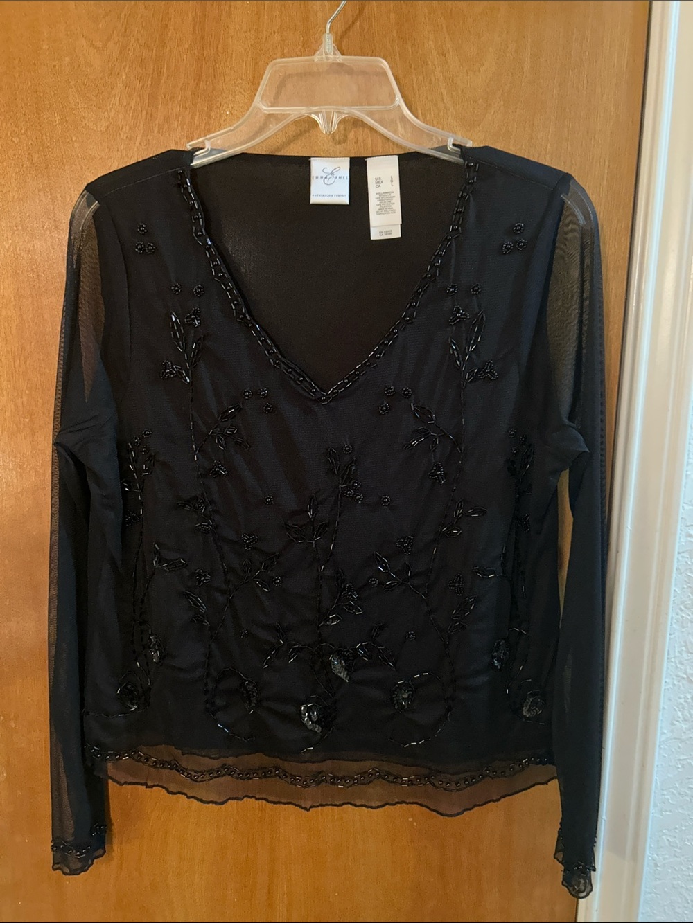 Emma James Black Beaded V-Neck Sheer Sleeve Top. Excellent detail. NWOT L